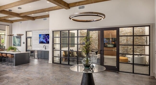 Building Photo - 5000 Collina Ter