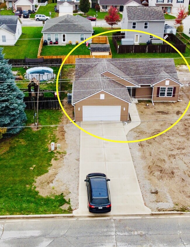 Building Photo - 174 County Rd 300 N