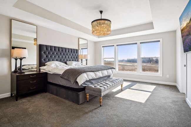 Building Photo - 2275 Lakeshore Point Dr N E