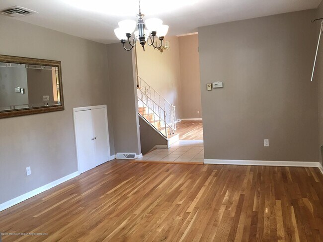 Building Photo - 21 Hamilton Ave