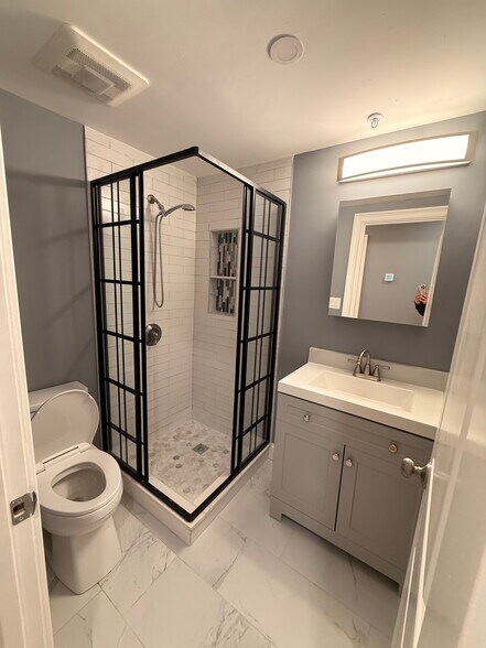 Building Photo - 339 Cambridge St