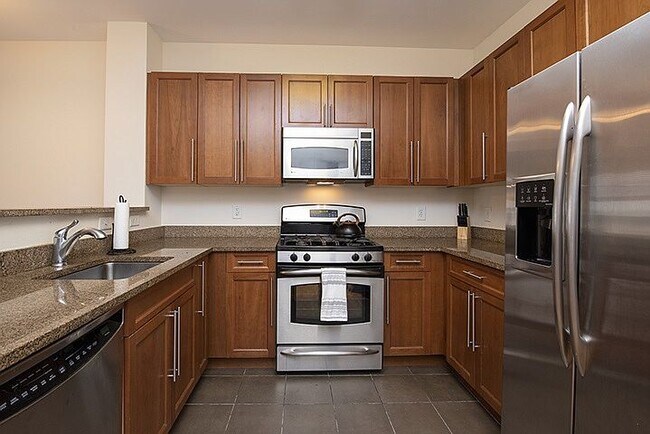 Kitchen - 15 Freedomway