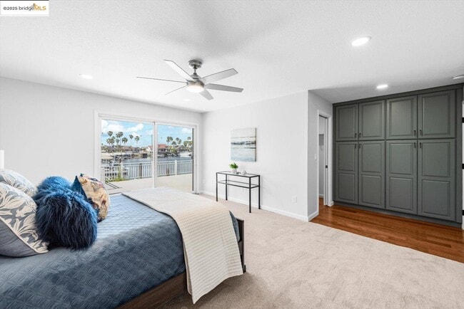 Building Photo - 5575 Marlin Dr