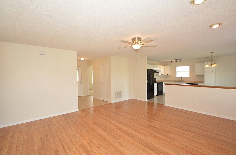 Building Photo - 7394 Tassel Ct