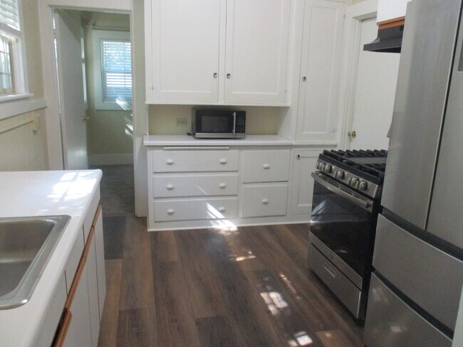 Kitchen - 1730 T St