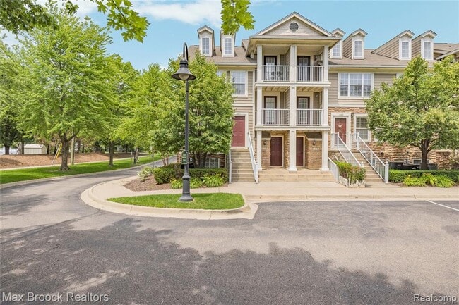 Building Photo - 1071 Beaver Run