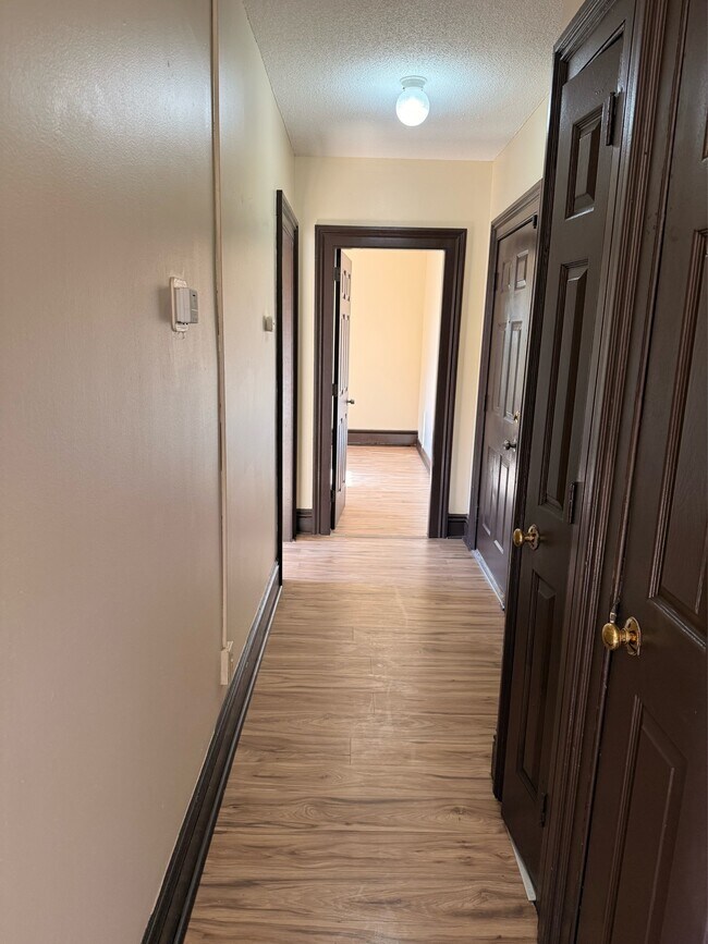 Building Photo - 52-54 Alden St