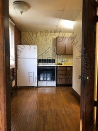 Building Photo - CO825