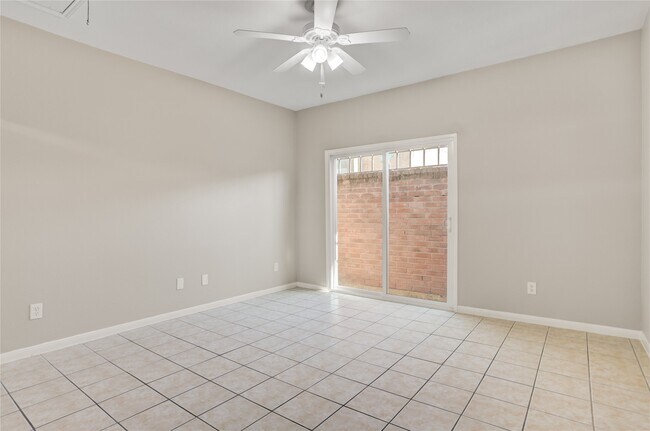 Building Photo - 9424 Bassoon Dr