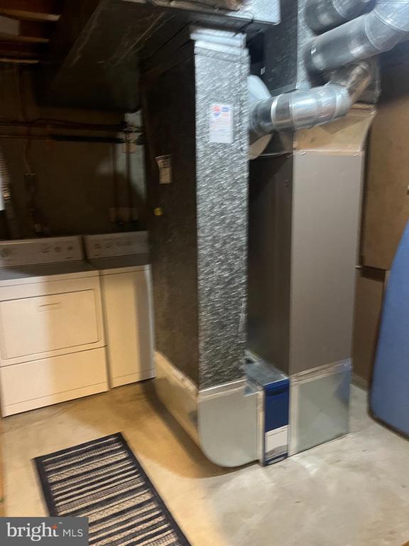 Building Photo - 2518 S Arlington Mill Dr