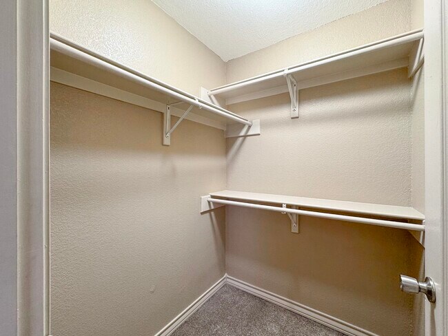 Building Photo - 4248 Dorel Dr