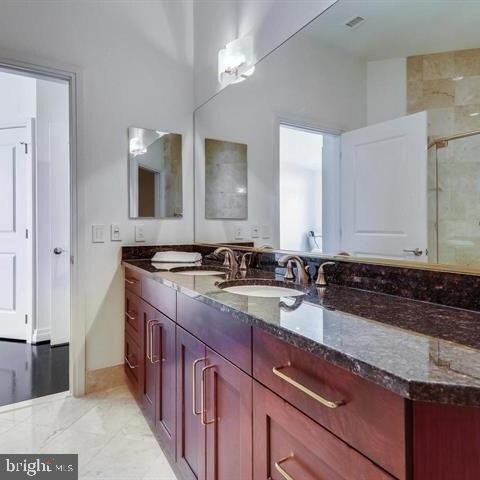 Building Photo - 8220 Crestwood Heights Dr