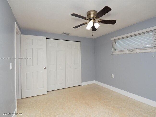 Building Photo - 3421 Cantrell