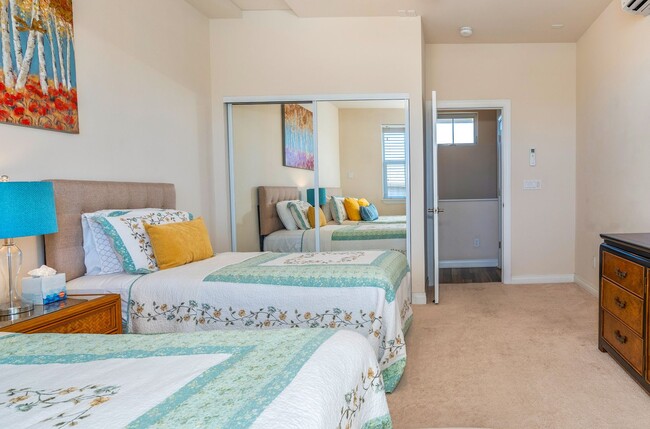 Building Photo - Beautiful Fully Furnished, 3 Bed/2 Bath Kai Ani Village Townhome