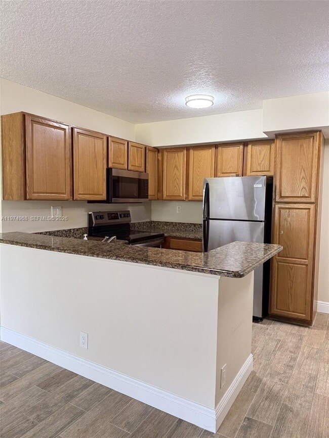 Building Photo - 811 Lyons Rd