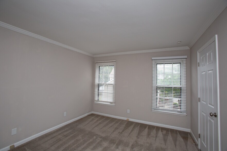 Building Photo - 1605 Deford Bailey Ave