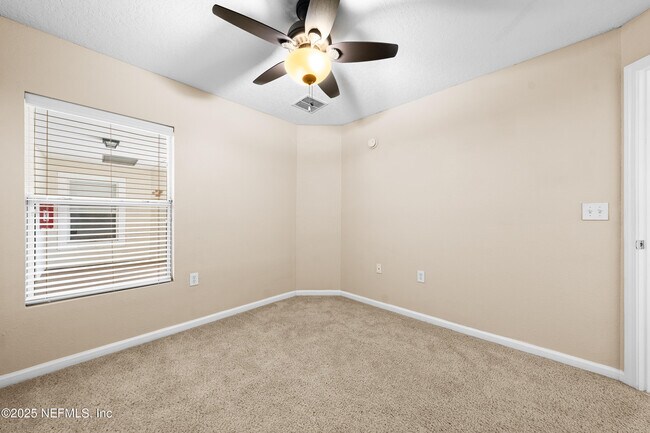 Building Photo - 7920 Merrill Rd