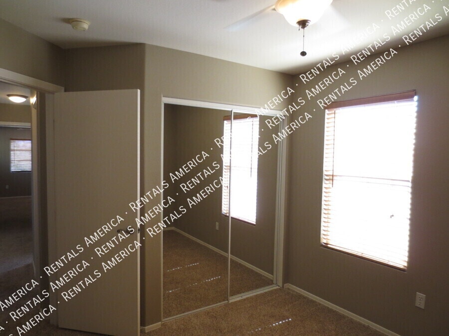 Building Photo - 21829 N 40th Pl