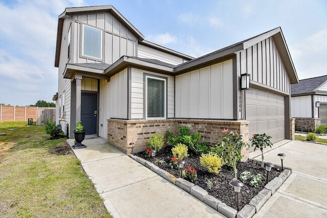 Building Photo - 18006 Whitetail Run Ln