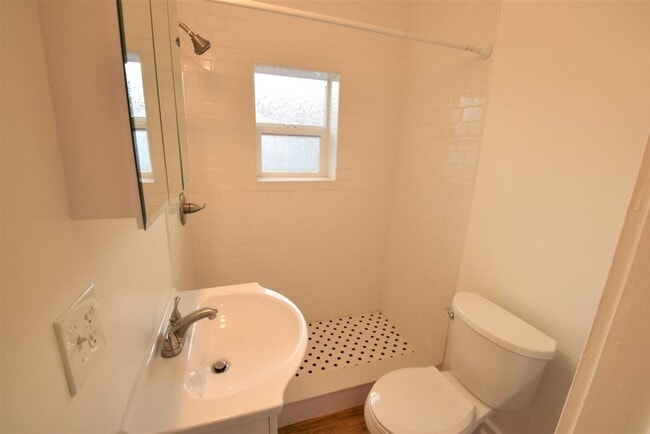 Building Photo - Available for August 2026 preleasing! Studio on the Hill