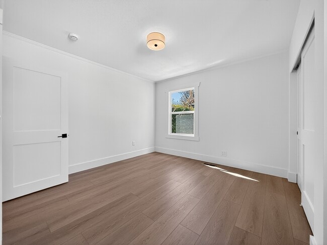 Building Photo - 13337 30th Ave NE