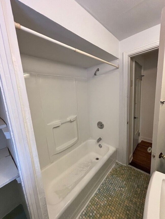 Building Photo - Beautiful Apartment for Rent