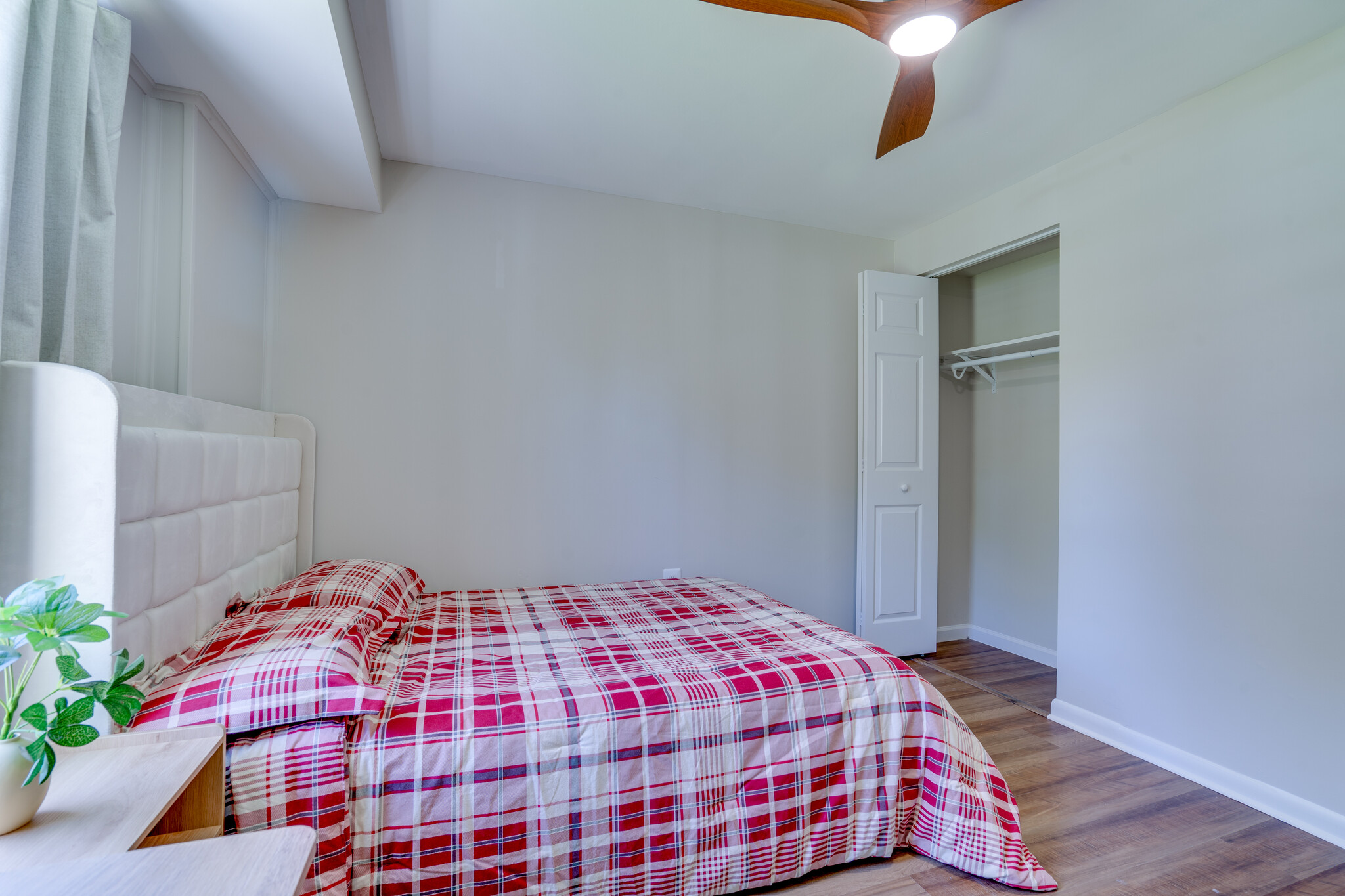 Room 1 - 8056 Central Park Dr