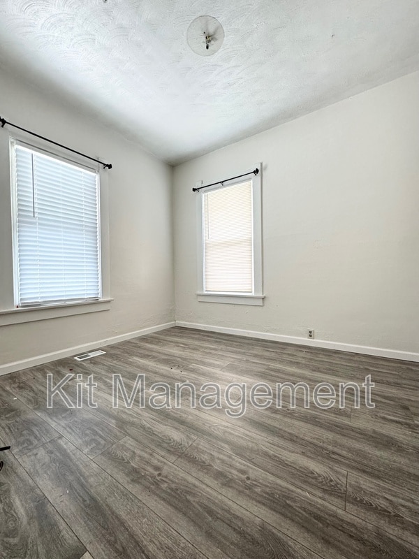 Building Photo - 1752 Finch St