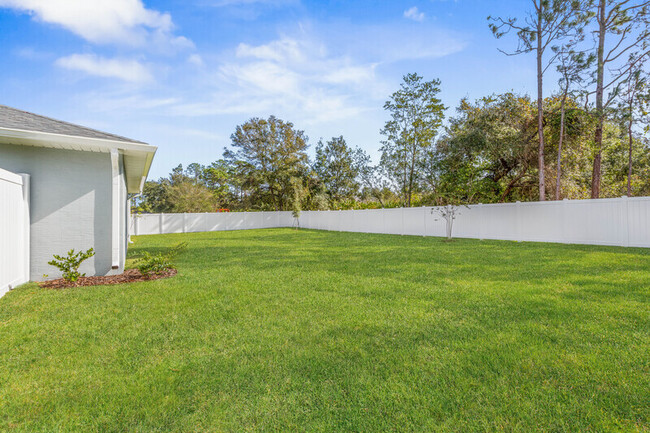 Building Photo - 2 Pebble Wood Ln