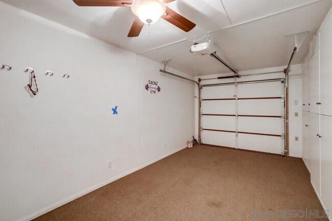 Building Photo - 145 La Cresta Heights Rd