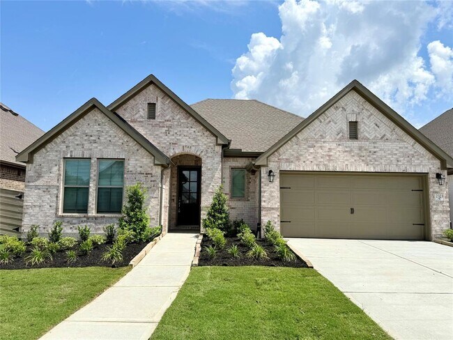 Building Photo - 2323 Peach Oak Xing