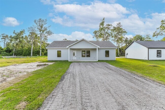 Primary Photo - 122 County Rd 3704