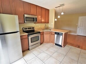 Building Photo - 2282 Raeford Rd