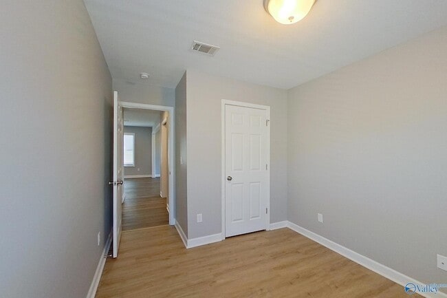 Building Photo - 150 Wexford Way