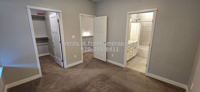 Building Photo - Beautiful 2 Primary bedrooms!!!! 2.5 bath Townhome in North Grand Junction near 24 1/2 rd