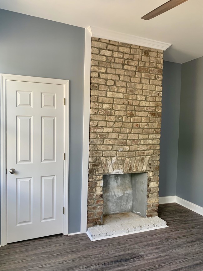 Building Photo - 244 President St