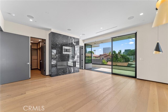 Building Photo - 6430 Drexel Ave