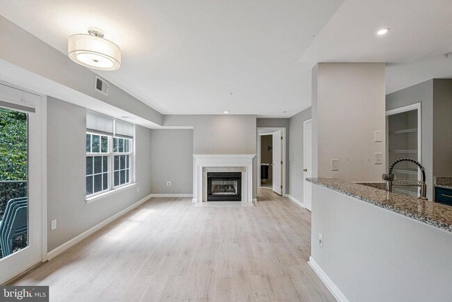 Building Photo - 4130 Monument Ct