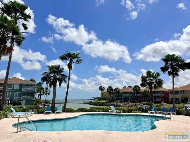 Building Photo - 17 Harbor Point