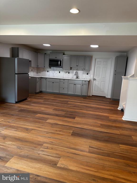 Building Photo - 9610 Hazelbrook Ct