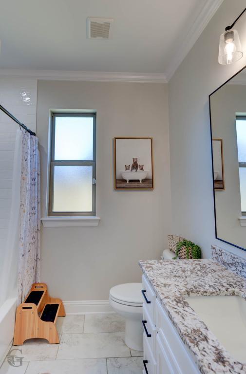 Building Photo - 302 Elbow Slough