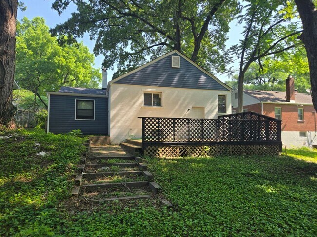 Building Photo - 304 Tiffin Ave