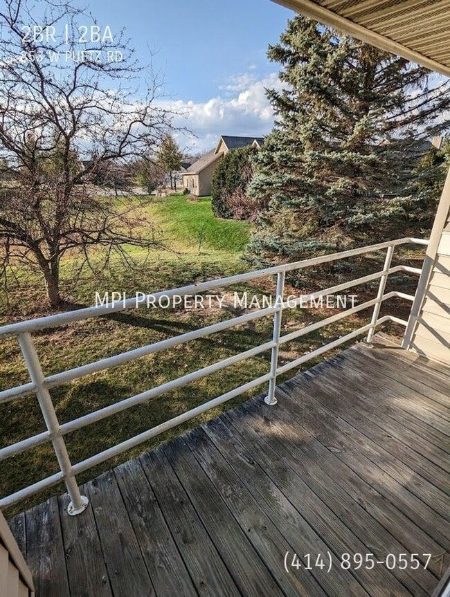 Building Photo - 853 W. Puetz Road - 2 Bedroom, 2 Bathroom ...