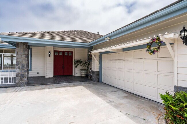 Building Photo - Dana Point Dream: Renovated 3-Bedroom with...