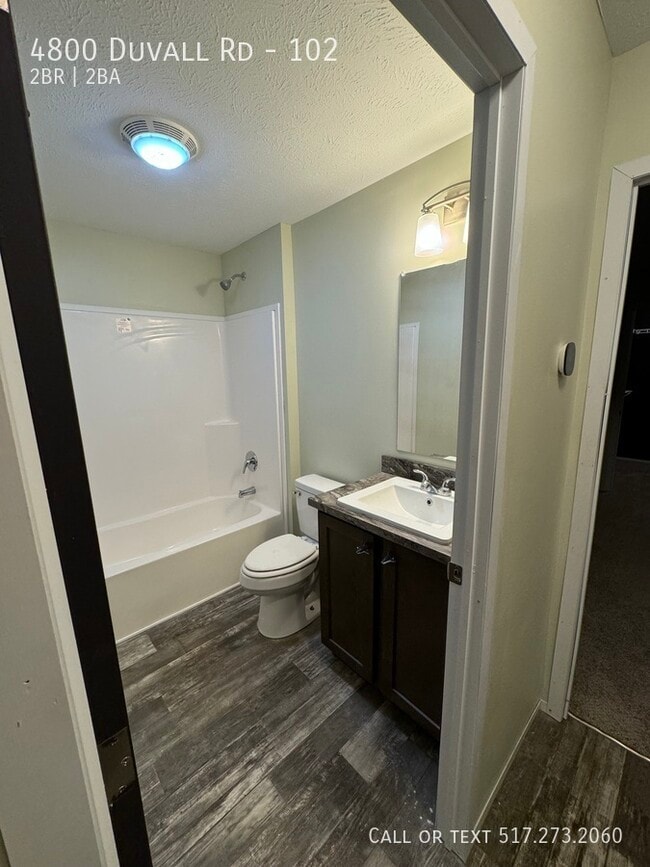 Building Photo - Stunning 2 bedroom 2 bath home located in ...