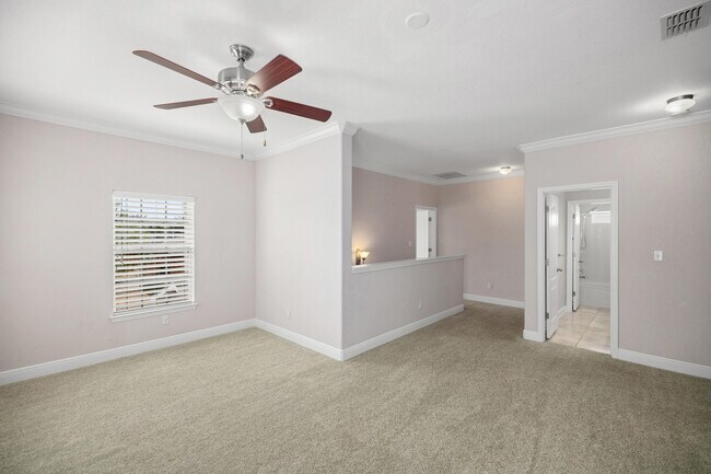 Building Photo - 1578 Venice Ave