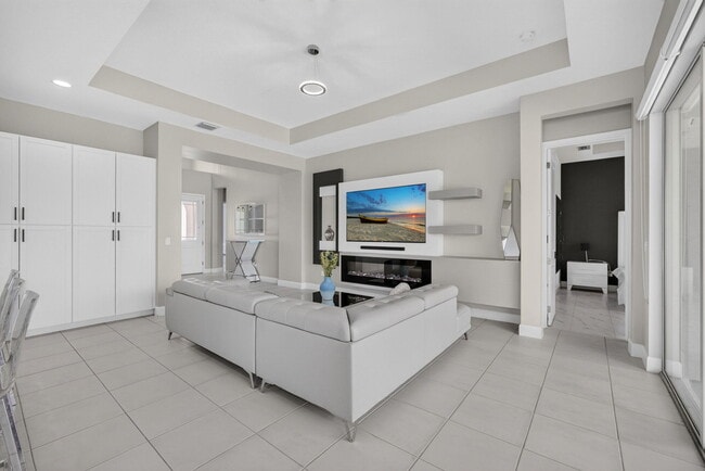 Building Photo - 16293 Melogold Dr