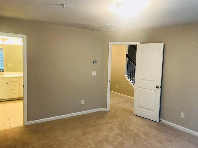 Building Photo - 1240 Fischer Trace