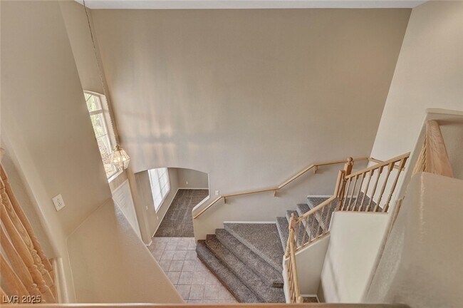 Building Photo - 893 Dancing Vines Ave