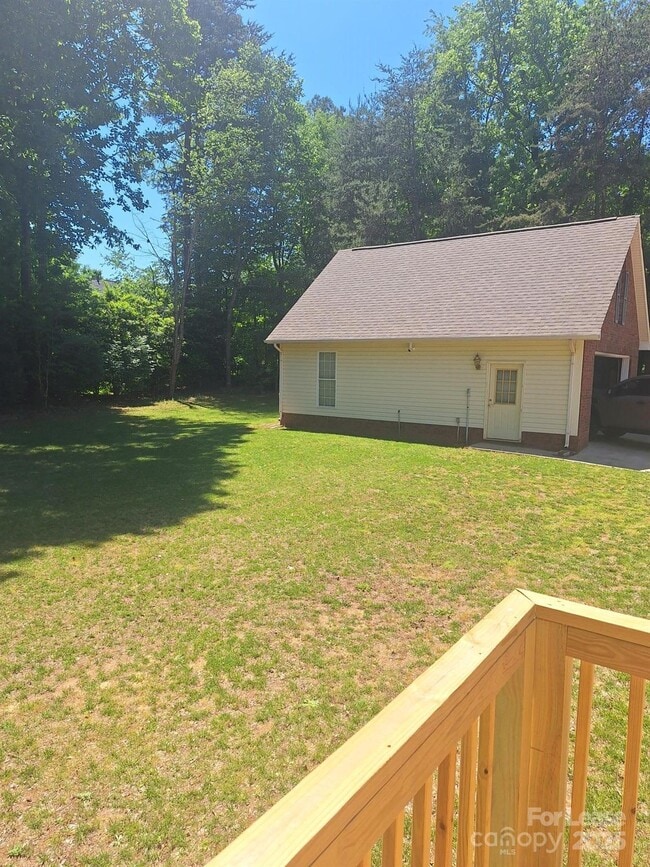 Building Photo - 2505 Green Point Ct